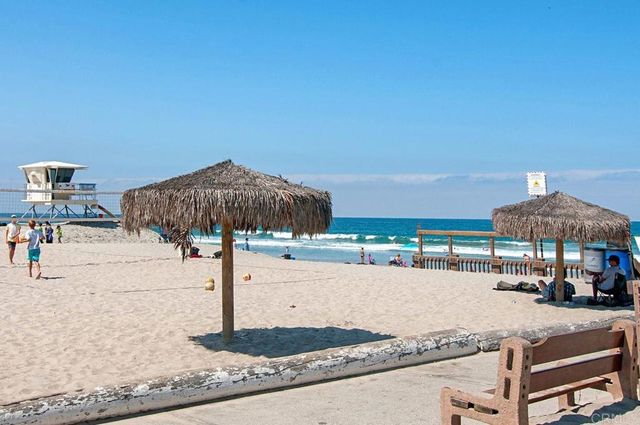 $2,670,000 | 170 Athena Street, Unit A, Encinitas, CA 92024