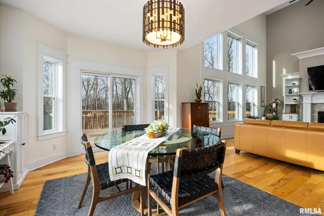 $610,000 | 111 Rosemary Lane, Germantown Hills, IL 61548