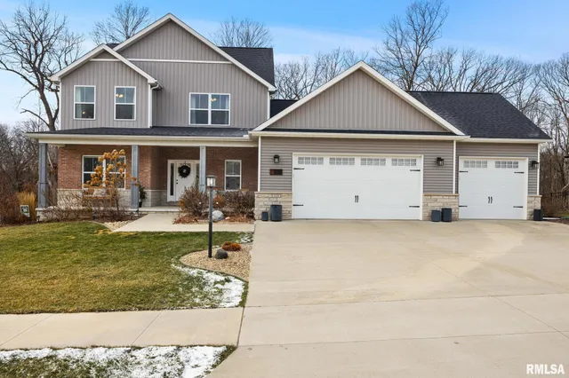 $610,000 | 111 Rosemary Lane, Germantown Hills, IL 61548