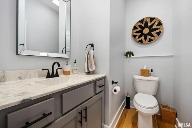 $610,000 | 111 Rosemary Lane, Germantown Hills, IL 61548