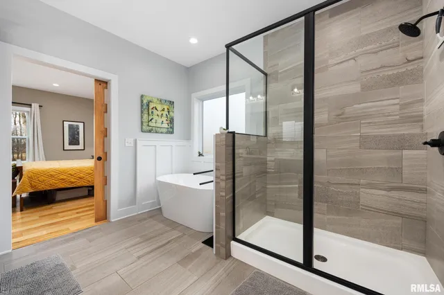 $610,000 | 111 Rosemary Lane, Germantown Hills, IL 61548