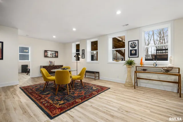 $610,000 | 111 Rosemary Lane, Germantown Hills, IL 61548