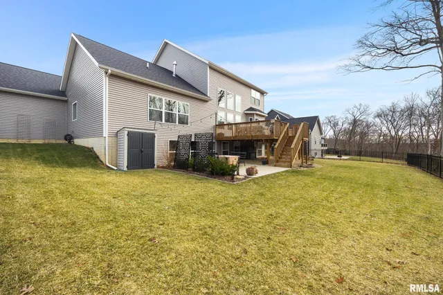 $610,000 | 111 Rosemary Lane, Germantown Hills, IL 61548