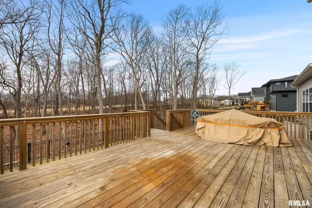 $610,000 | 111 Rosemary Lane, Germantown Hills, IL 61548