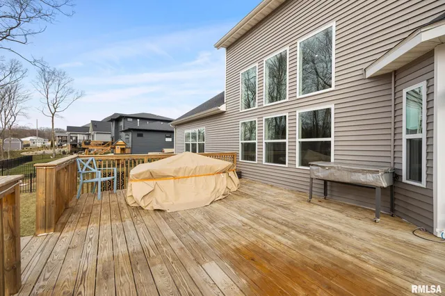 $610,000 | 111 Rosemary Lane, Germantown Hills, IL 61548