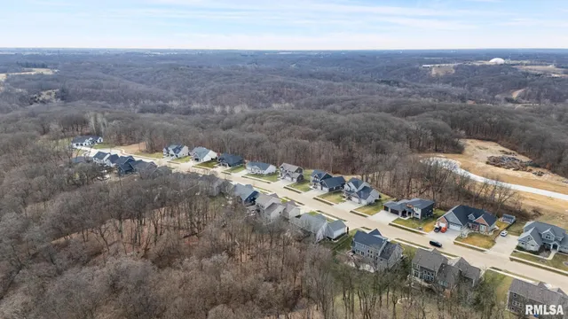 $610,000 | 111 Rosemary Lane, Germantown Hills, IL 61548