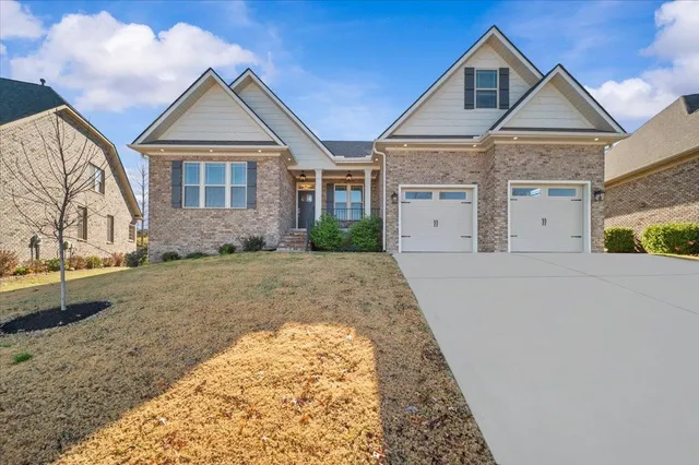$479,900 | 18 Double Crest Drive, Taylors, SC 29687