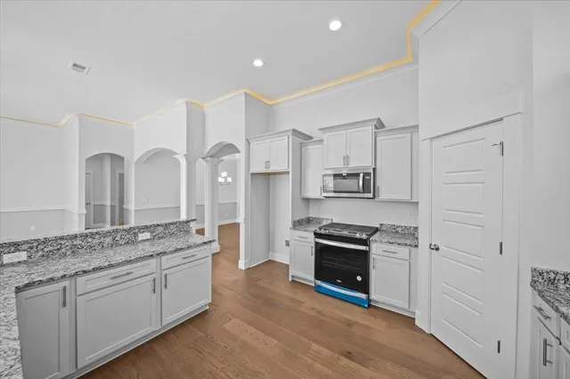 $479,900 | 18 Double Crest Drive, Taylors, SC 29687