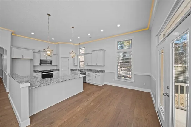 $479,900 | 18 Double Crest Drive, Taylors, SC 29687