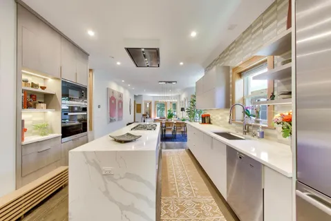 $889,000 | 138 Ashland Avenue, River Forest, IL 60305