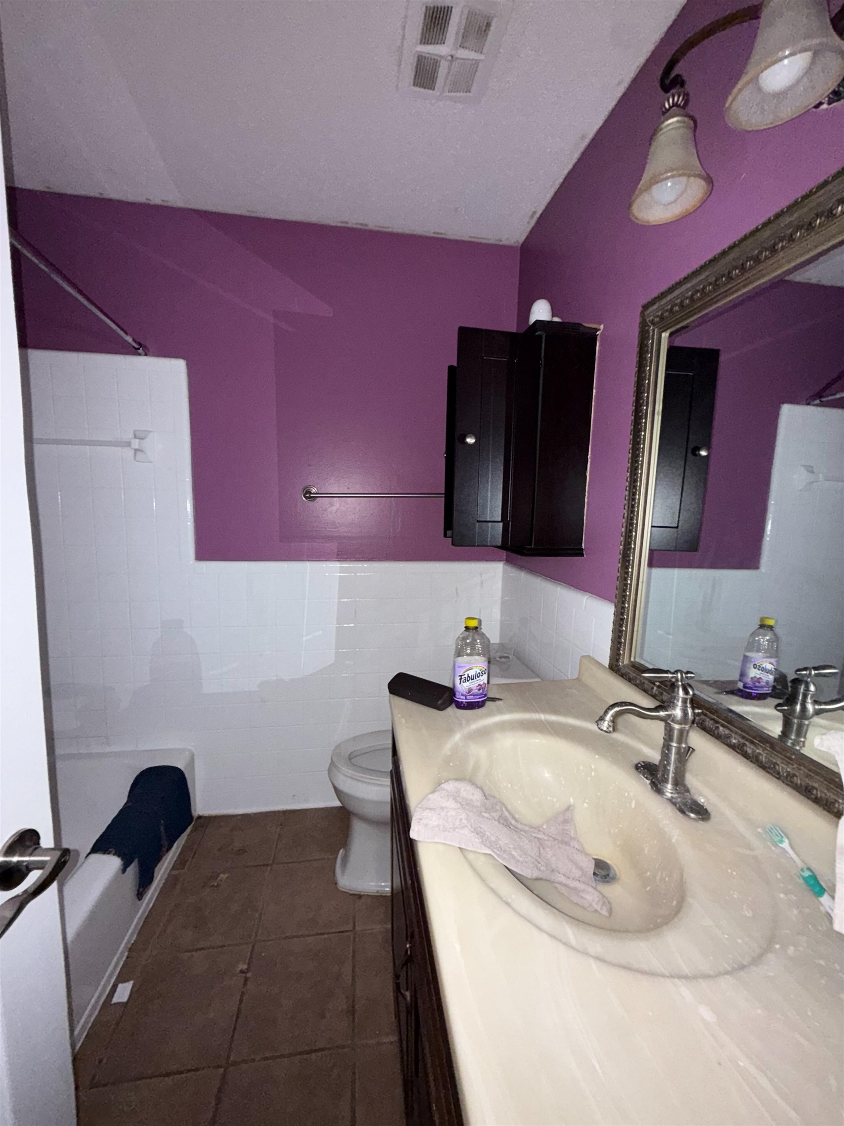 443 North Highland Street, Unit 2 Memphis, TN 38122 - Photo 8 of 13 a bathroom with a sink and a mirror