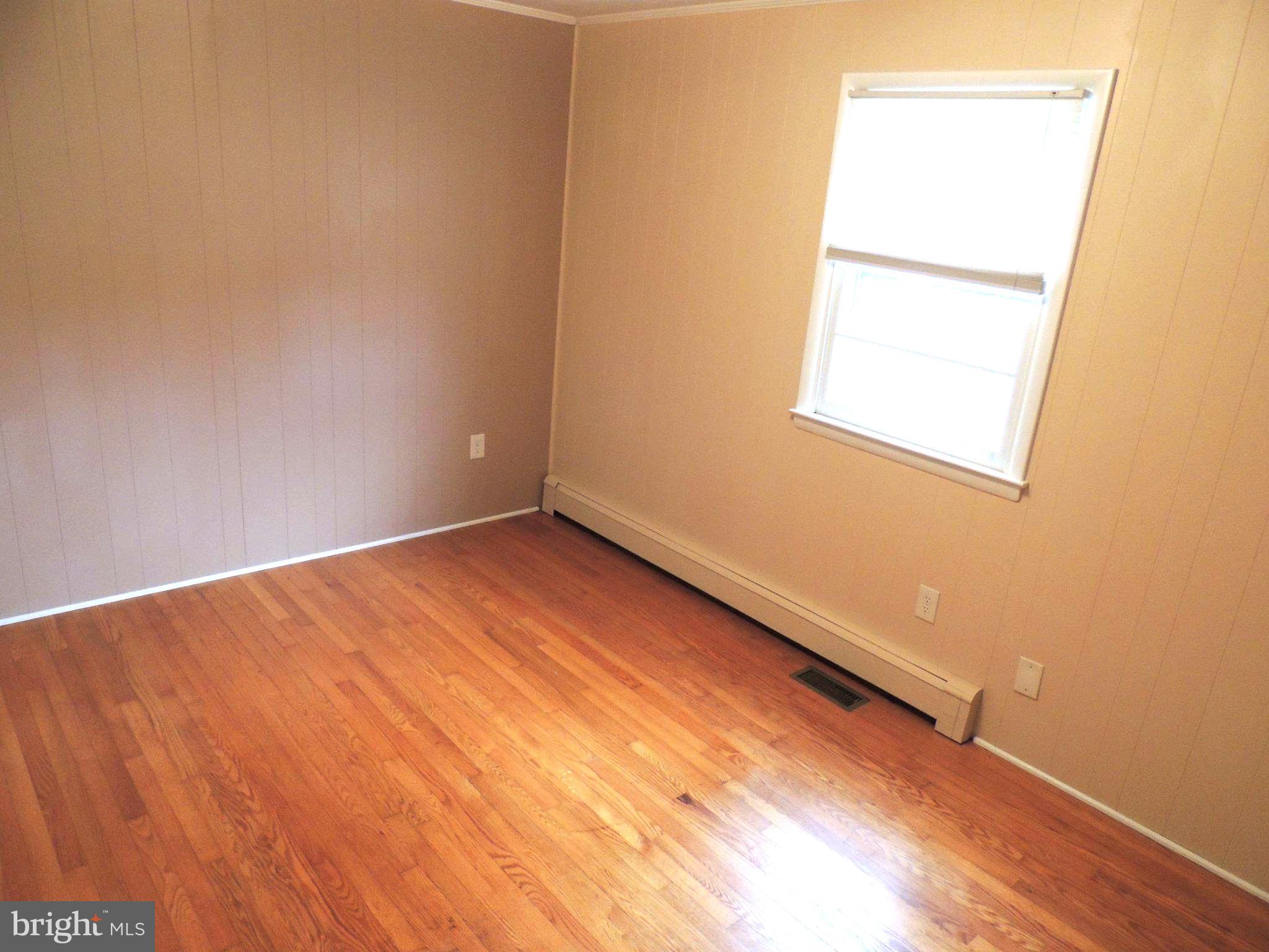 5838 Oklahoma Road Sykesville, MD 21784 - Photo 47 of 72 Bright and airy blank canvas space.