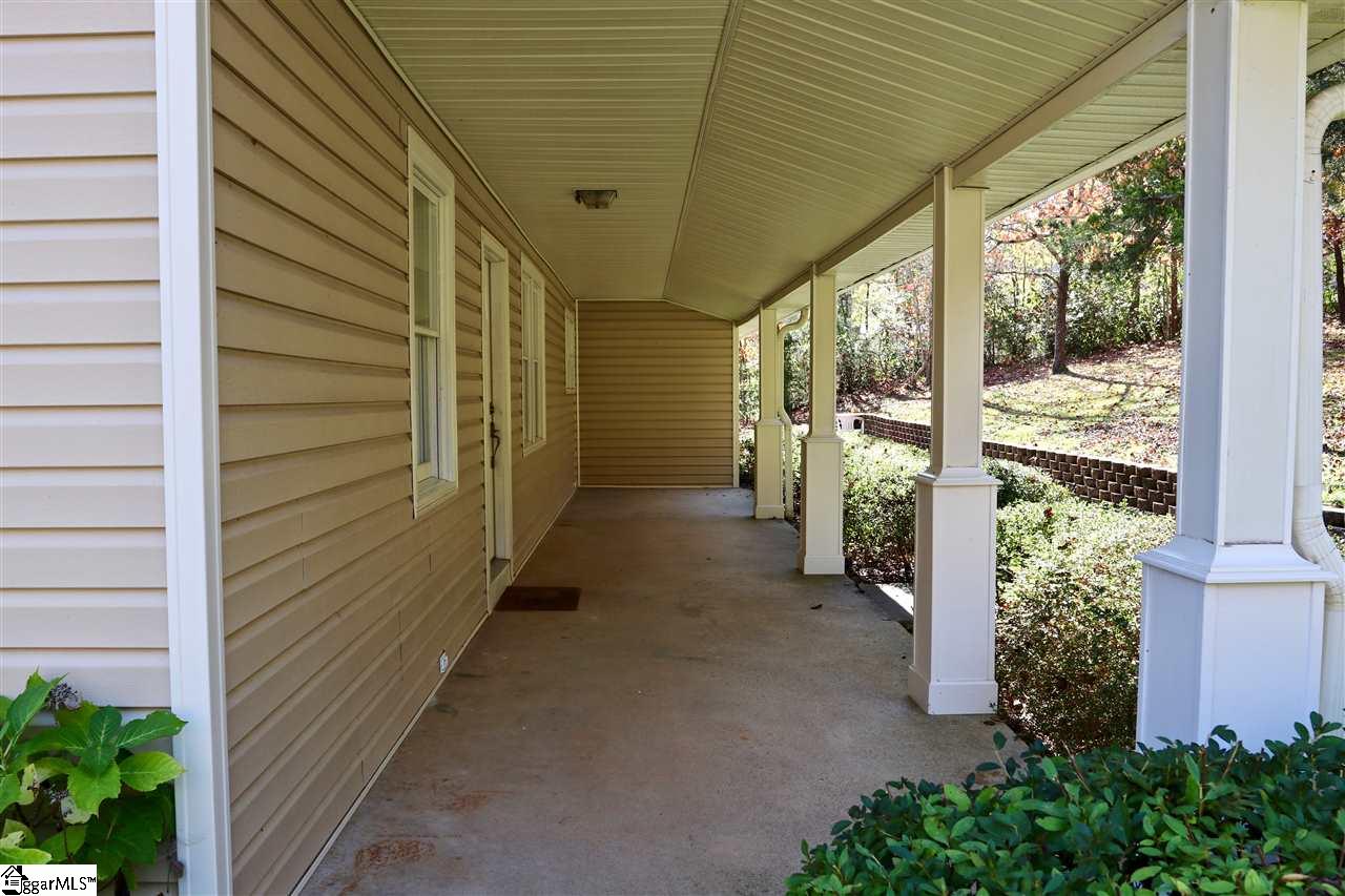 288 Big Rock Lake Road Pickens, SC 29671 - Photo 4 of 34