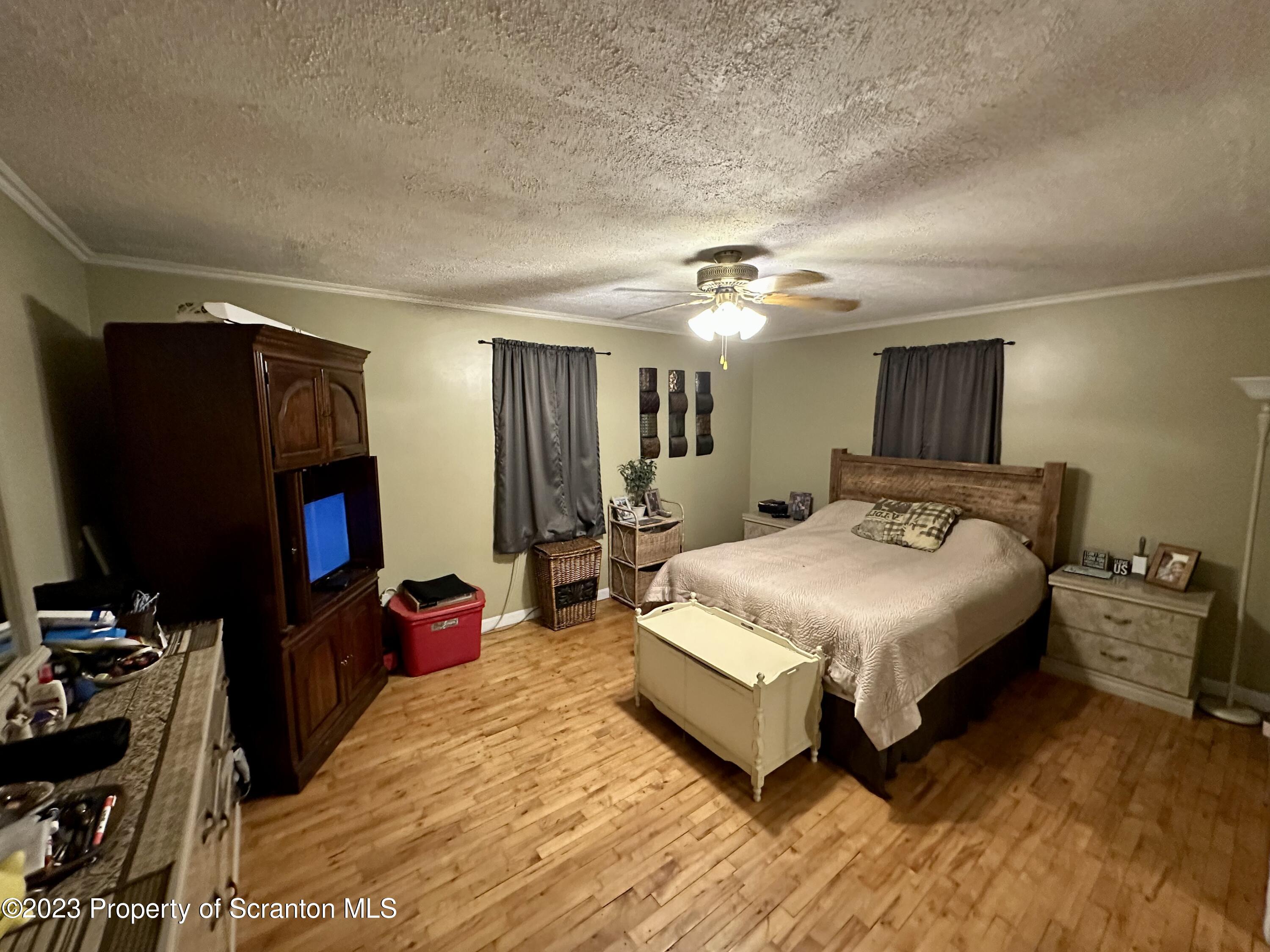 1455 Whites Ferry Road Falls, PA 18615 - Photo 13 of 25 Gallery Image 13