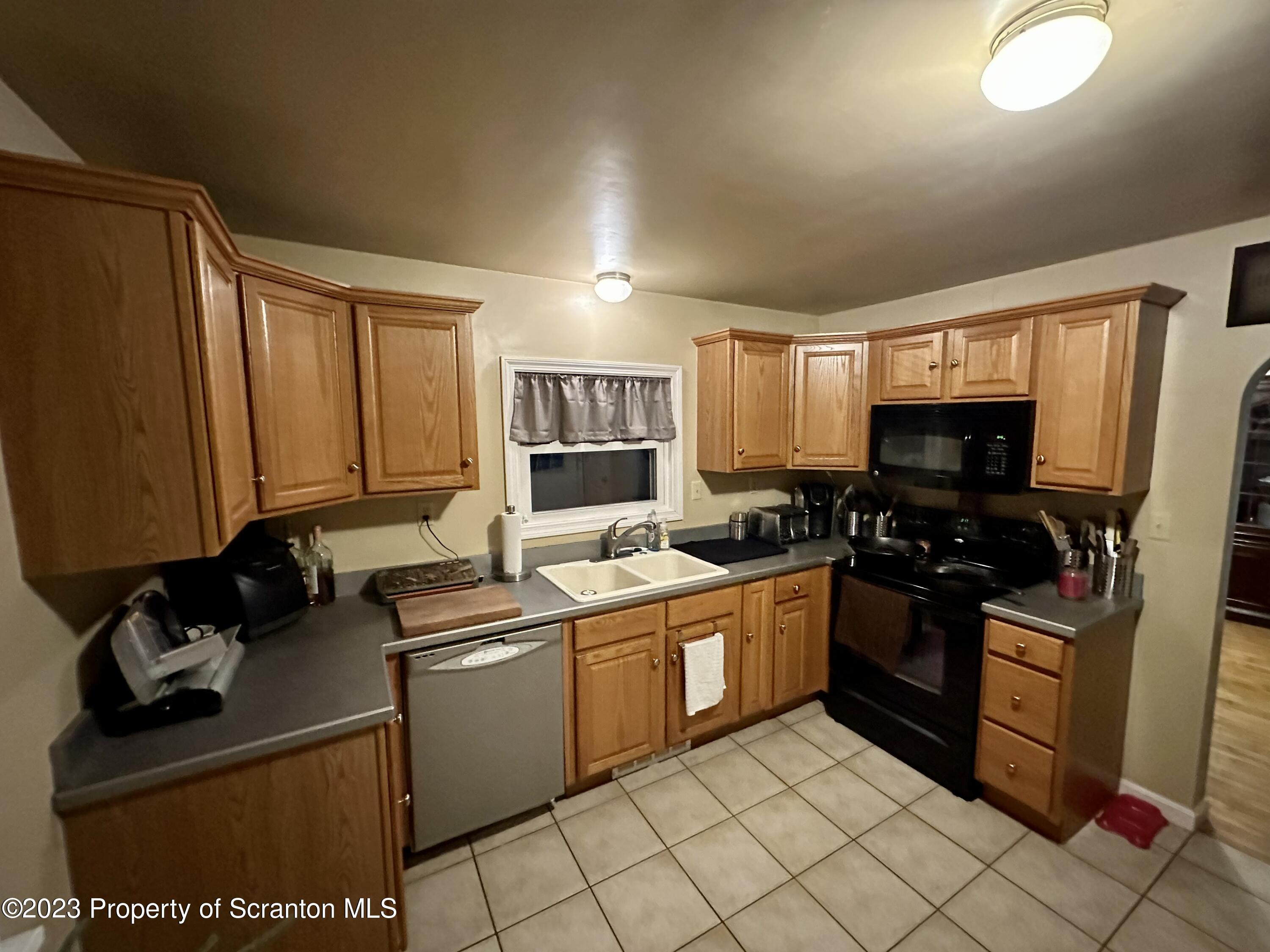 1455 Whites Ferry Road Falls, PA 18615 - Photo 9 of 25 Gallery Image 9