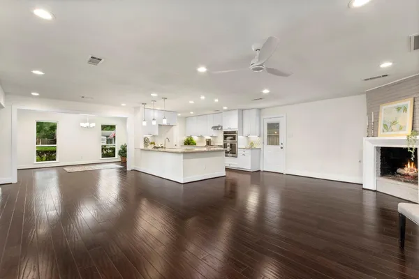 $3,995 | 12523 Westerley Lane, Houston, TX 77077