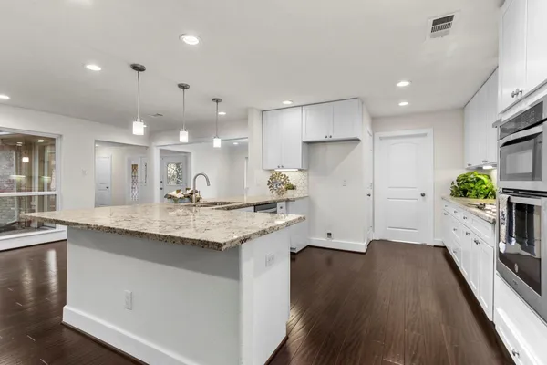 $3,995 | 12523 Westerley Lane, Houston, TX 77077