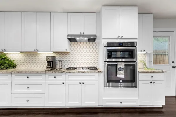 $3,995 | 12523 Westerley Lane, Houston, TX 77077