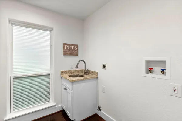 $3,995 | 12523 Westerley Lane, Houston, TX 77077