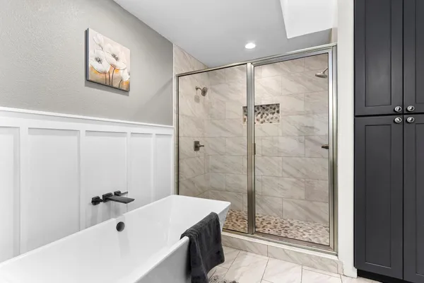 $3,995 | 12523 Westerley Lane, Houston, TX 77077