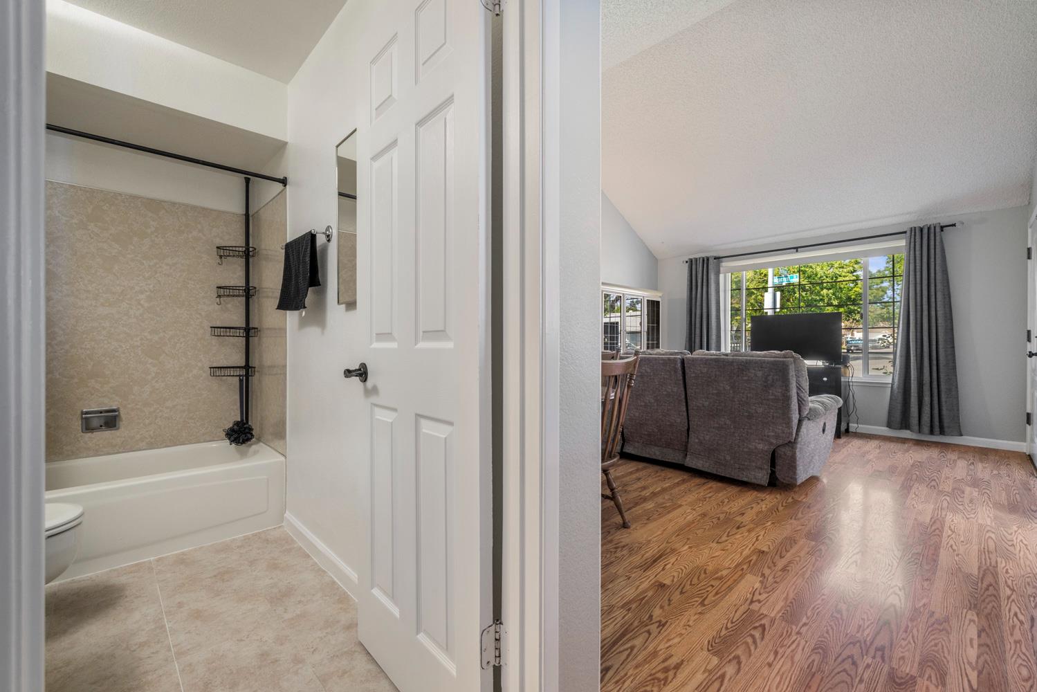 2012 Ridgecrest Drive Modesto, CA 95351 - Photo 15 of 29