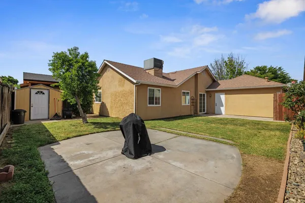 $385,000 | 2012 Ridgecrest Drive, Modesto, CA 95351