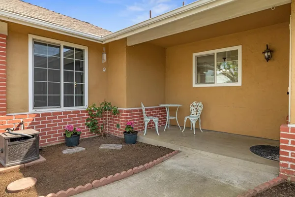 $385,000 | 2012 Ridgecrest Drive, Modesto, CA 95351