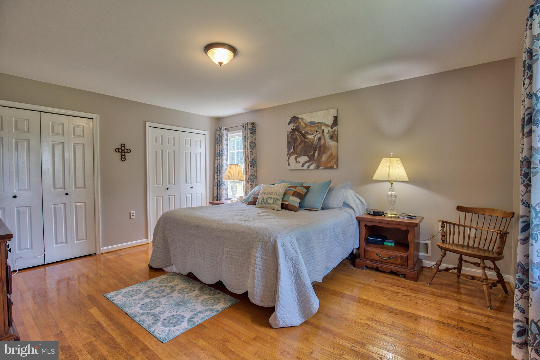 18825 Airmont Road Purcellville, VA 20132 - Photo 16 of 34 Bedroom (Master)