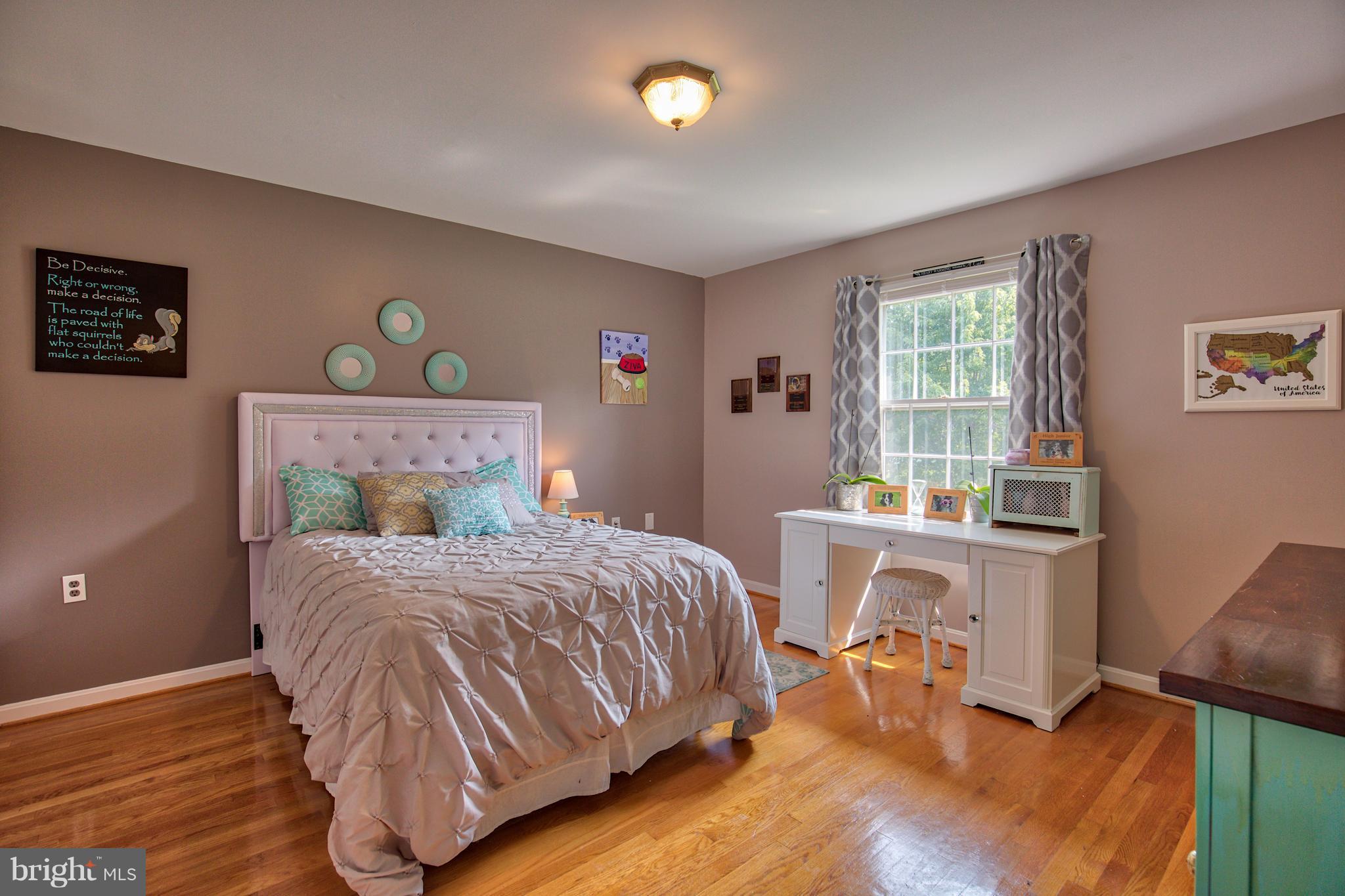 18825 Airmont Road Purcellville, VA 20132 - Photo 18 of 34 Bedroom