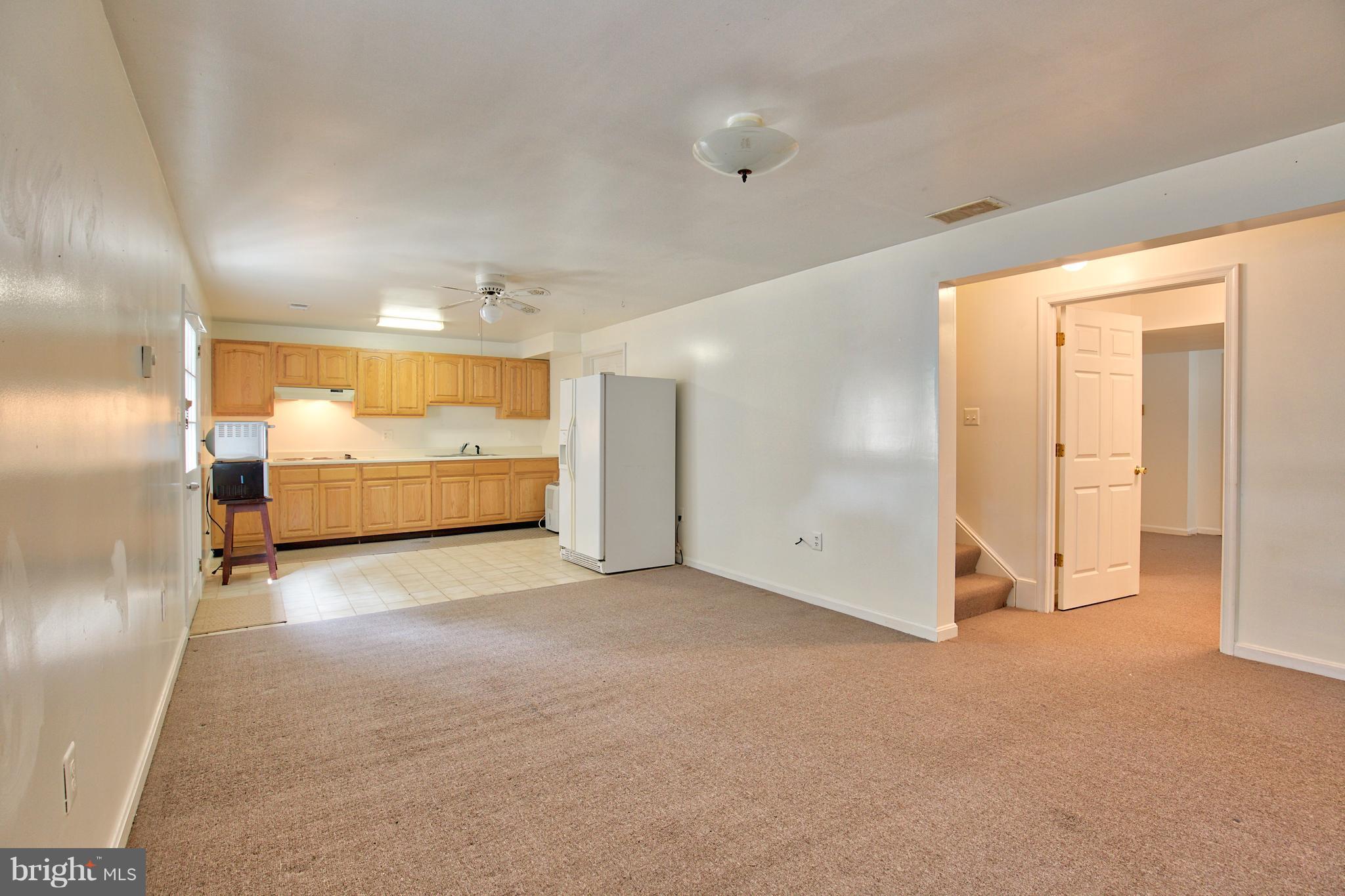 18825 Airmont Road Purcellville, VA 20132 - Photo 21 of 34 Basement Apartment