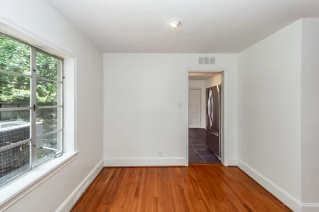 $2,750 | 1315 South Sherwood Drive, Charleston, SC 29407