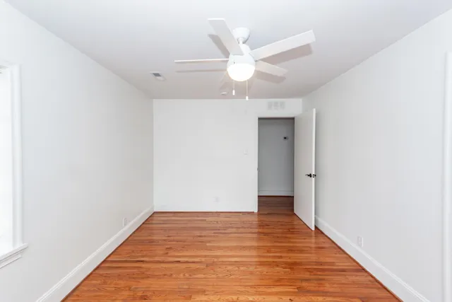 $2,750 | 1315 South Sherwood Drive, Charleston, SC 29407