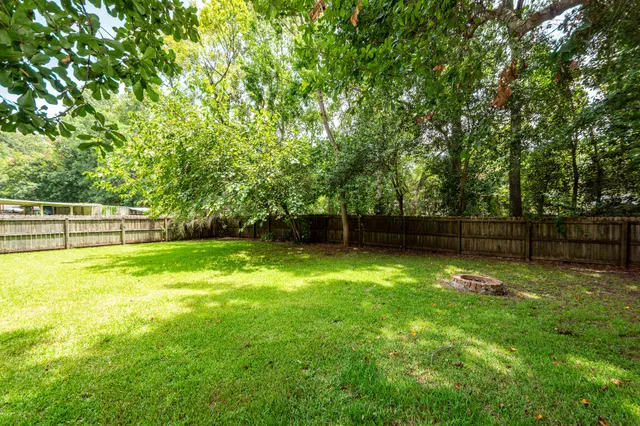 $2,750 | 1315 South Sherwood Drive, Charleston, SC 29407