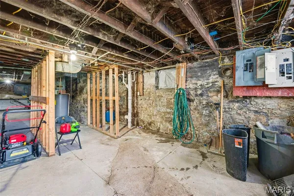 $100,000 | 4200 College Avenue, St. Louis, MO 63107