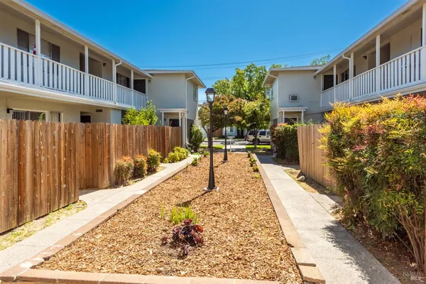 $3,500,000 | 505-529 Franklin Street, Napa, CA 94559