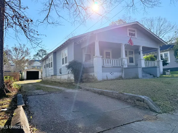 $109,750 | 310 Burke Avenue, McComb, MS 39648