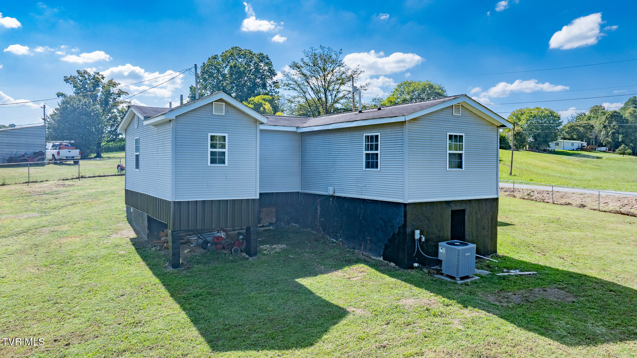 405 Sam Aiken Road Telford, TN 37690 - Photo 27 of 30 dji_fly_20250918_152730_0649_17582237622