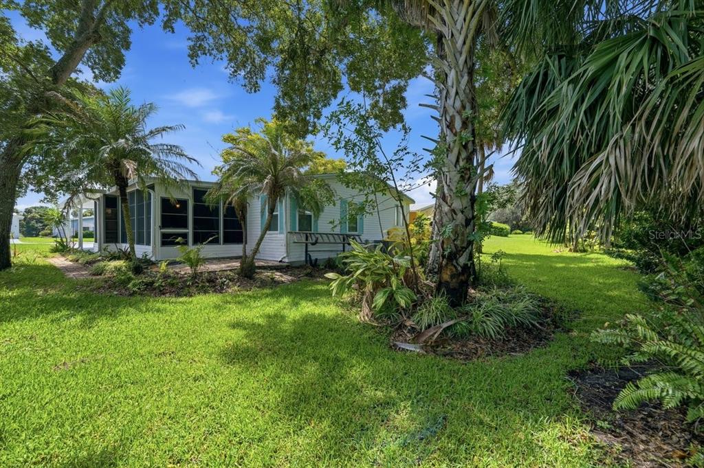 304 Portside Lane Edgewater, FL 32141 - Photo 3 of 70