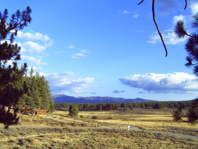 13823 Russell Valley Road Truckee, CA 96161 - Photo 3 of 6 Gallery Image 3