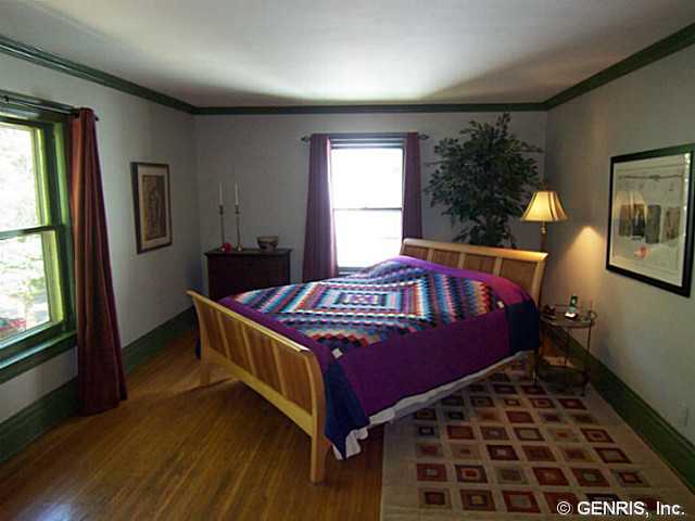 152 Dartmouth Street Rochester, NY 14607 - Photo 8 of 11 Bedroom