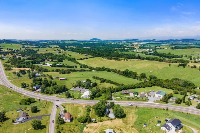 $369,900 | 3306 Harpine Highway, Harrisonburg, VA 22802