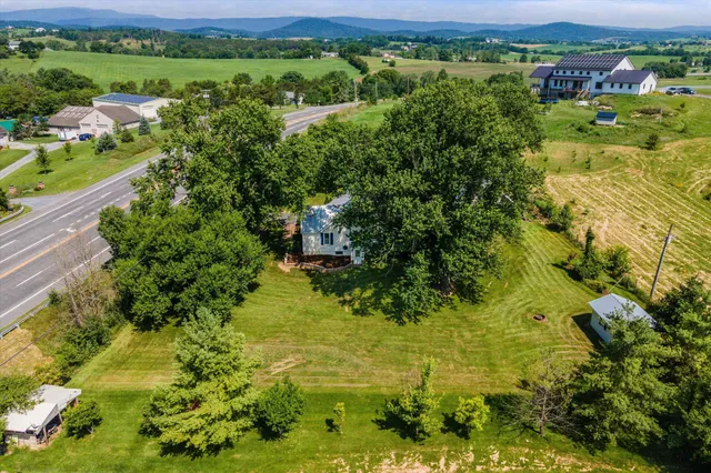 $369,900 | 3306 Harpine Highway, Harrisonburg, VA 22802