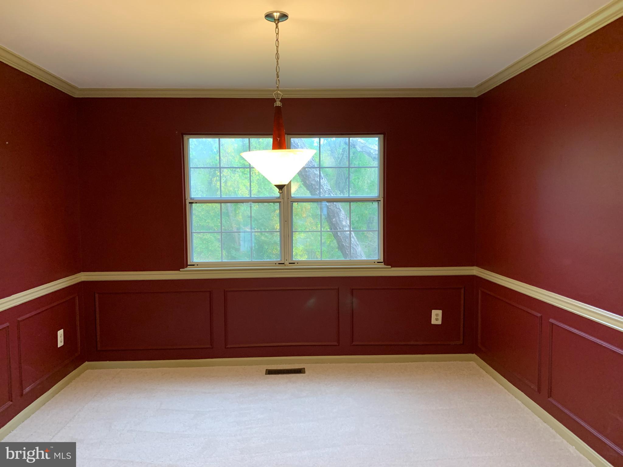 1620 Mithering Lane Silver Spring, MD 20905 - Photo 12 of 47 Dining Room