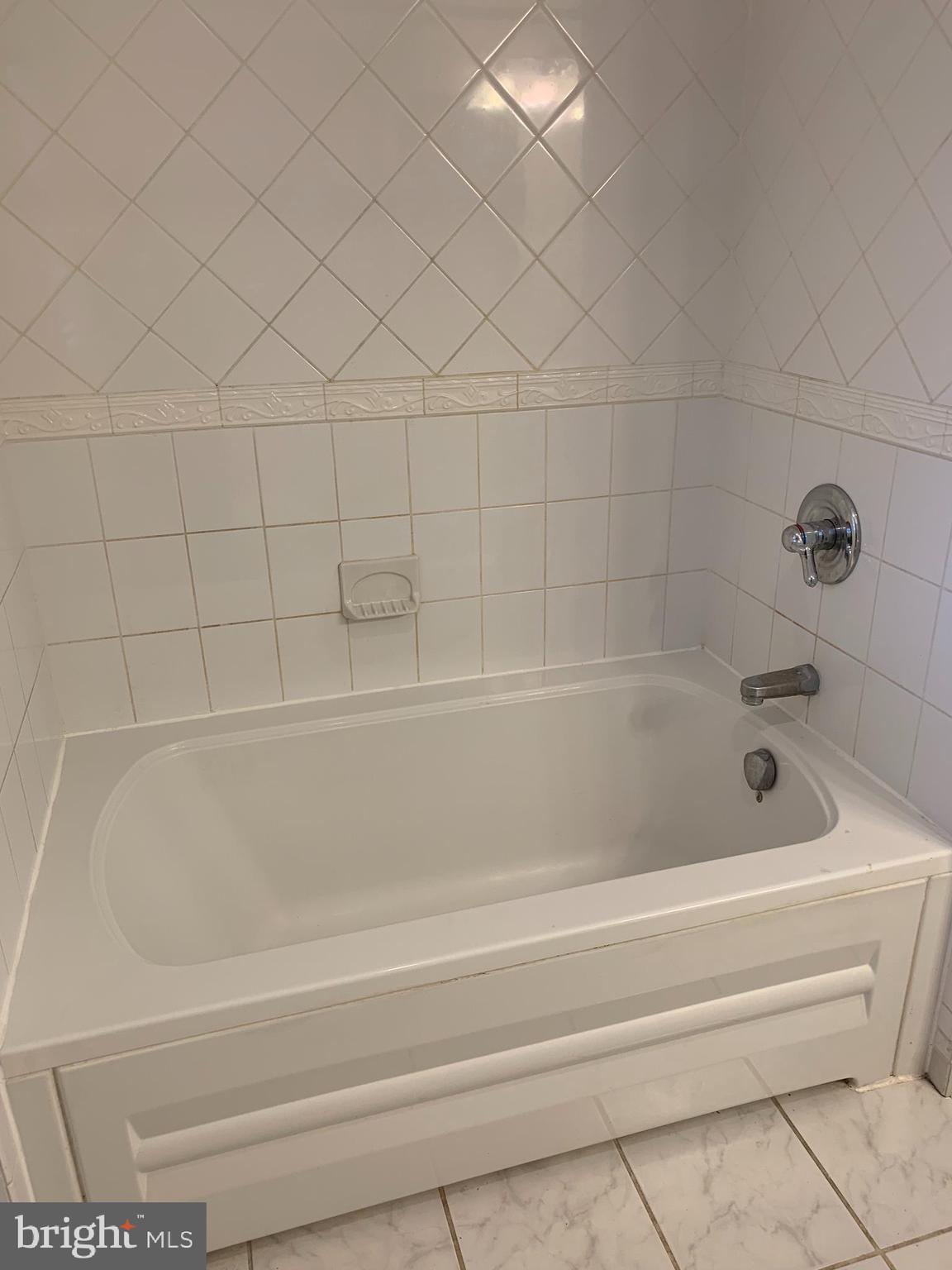 1620 Mithering Lane Silver Spring, MD 20905 - Photo 29 of 47 Bathroom no. 1
