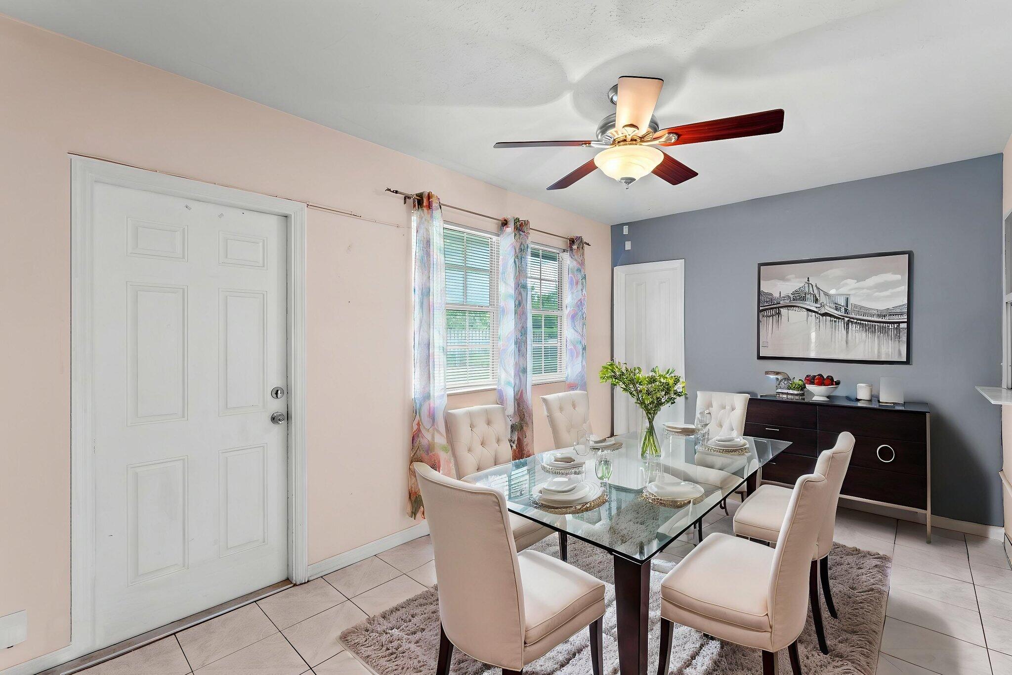 262 Southwest Bedford Road Port St. Lucie, FL 34953 - Photo 18 of 27 Virtually staged back room