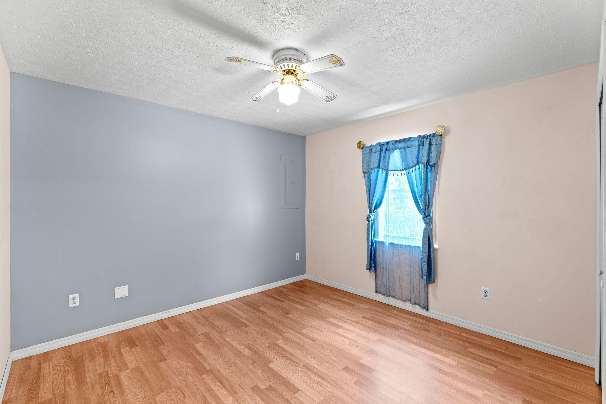 262 Southwest Bedford Road Port St. Lucie, FL 34953 - Photo 6 of 27 Guest Bedroom