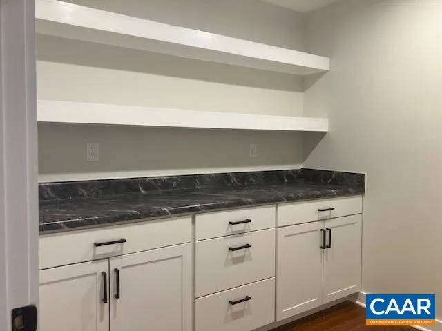 $425,000 | 25911 North James Madison Highway, New Canton, VA 23123