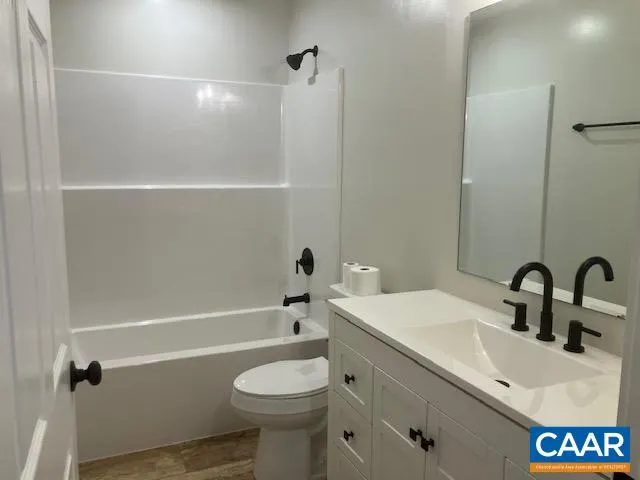 $425,000 | 25911 North James Madison Highway, New Canton, VA 23123