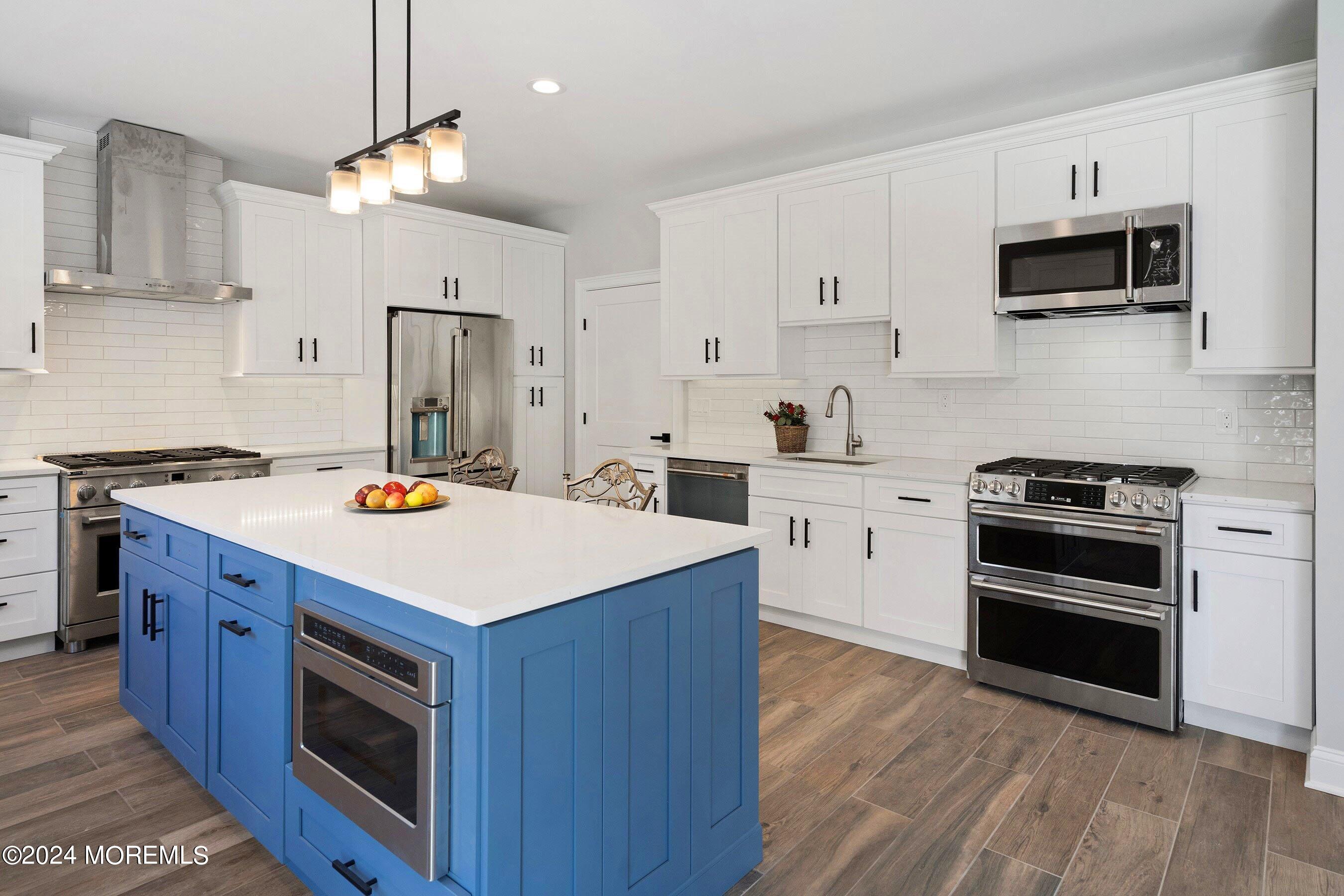 1 Haystack Court Howell, NJ 07731 - Photo 10 of 28 Kitchen