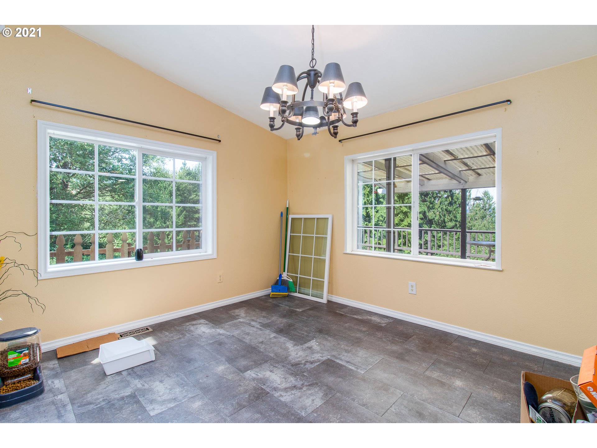 369 Zillig Road Kelso, WA 98626 - Photo 14 of 32 Gallery Image 14